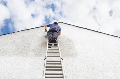 Peinture extérieure à Camaret-sur-Mer — façades et ravalement